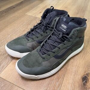 Vans UltraRange EXO Hi Men’s 13 • Olive Green High-Top Vans